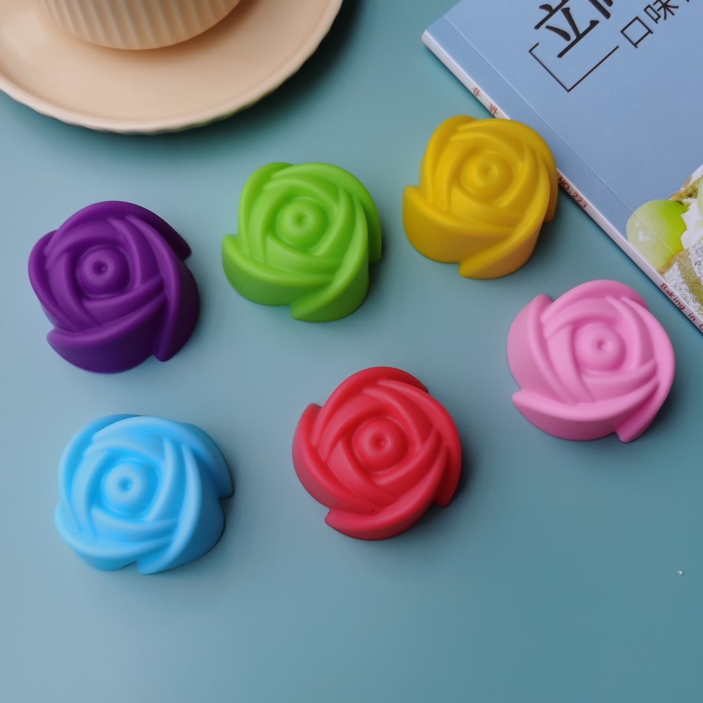 Cute 5cm Flower Silicone Cake  - огляд і ціна Diy Electronics Components